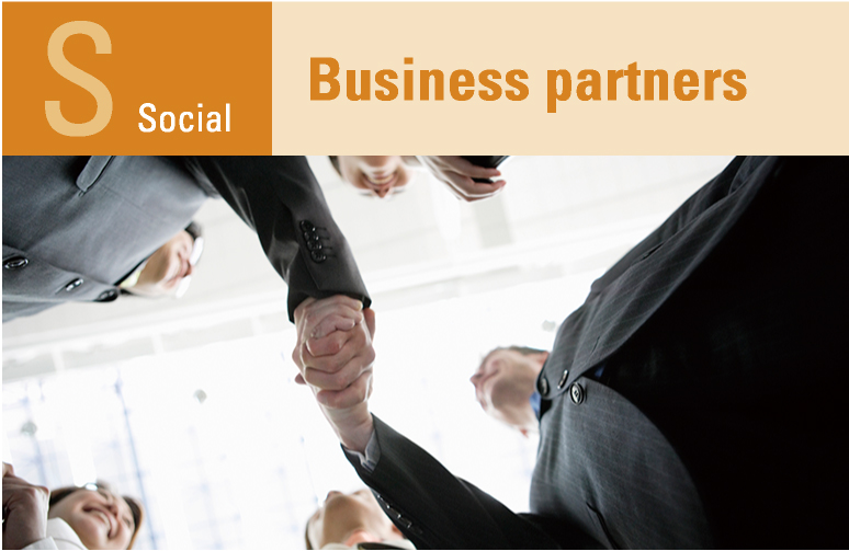 Social：Business partners